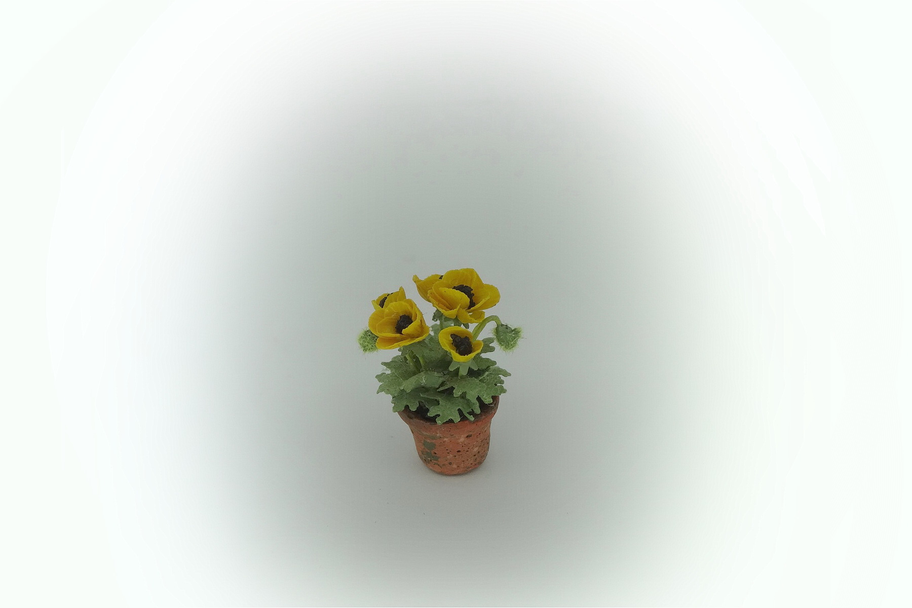 1/24th Scale Dollshouse Yellow Poppies (image for) 1/24th Scale Dollshouse Yellow Poppies